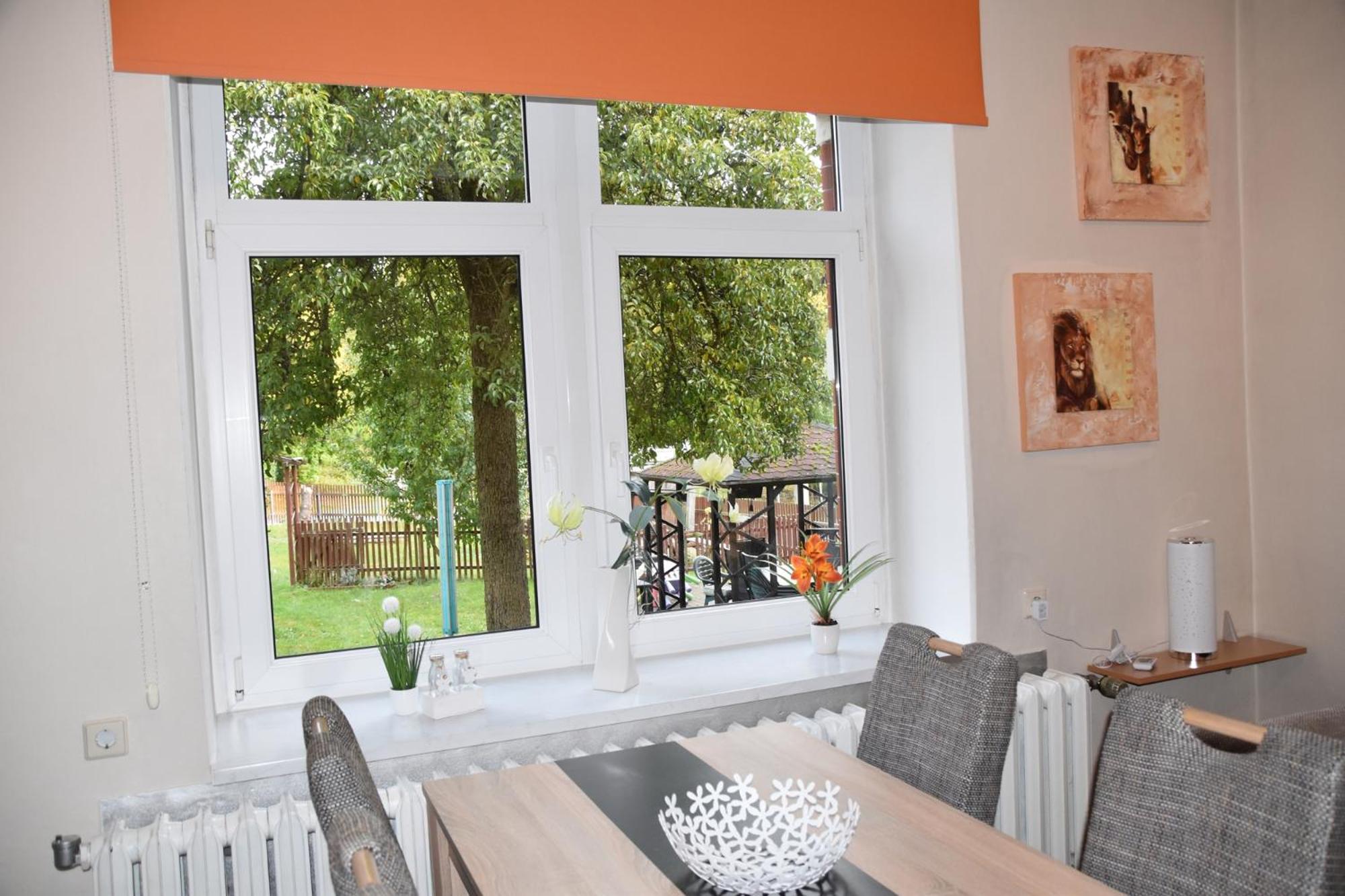 Ferienwohnung Und Pension "Zur Aue" Konigsbruck Exteriör bild