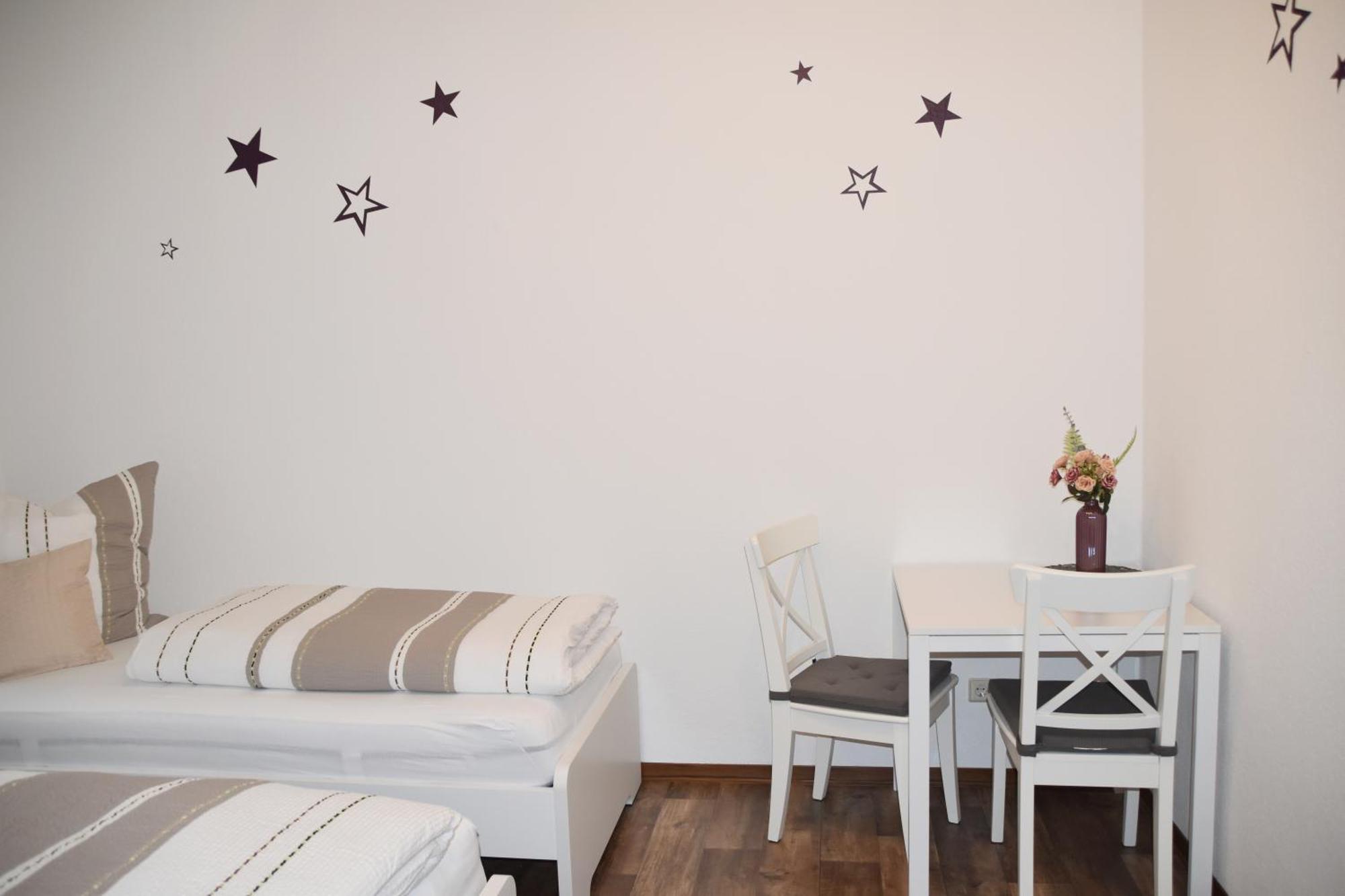 Ferienwohnung Und Pension "Zur Aue" Konigsbruck Exteriör bild